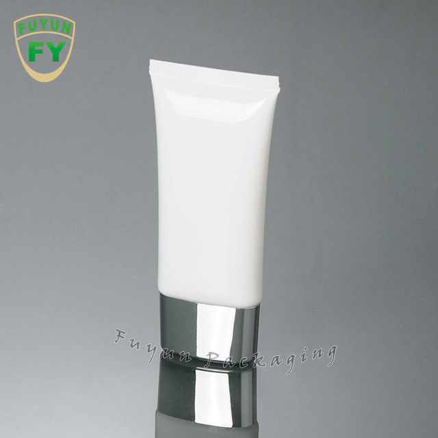 顔の洗剤のBBのクリームの管、50gは包装の管をクリーム状にする