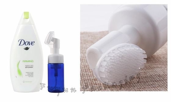顔の洗剤のためのブラシの頭部が付いている100ml Foamerポンプびん